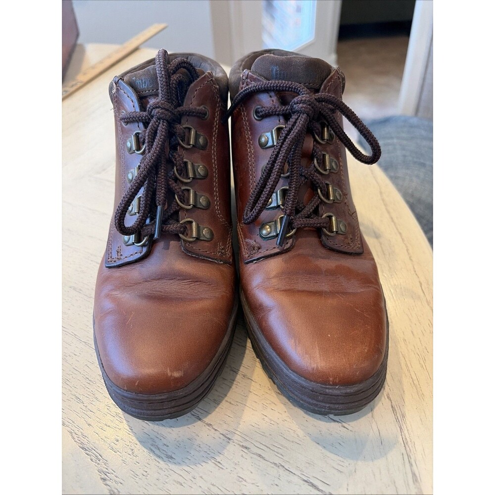 Timberland Women's Size 8 Brown Leather Hiking Boots